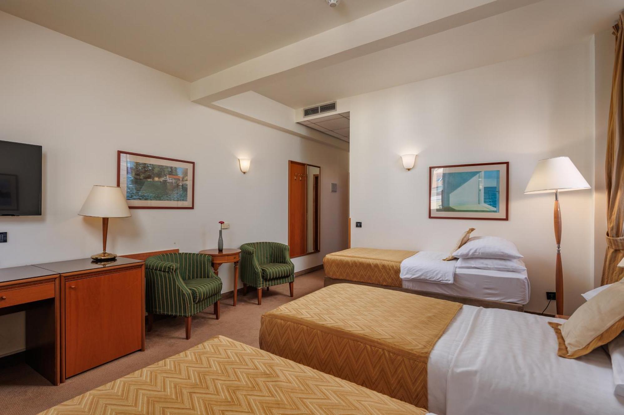 Grand Hotel Bonavia Ριέκα Εξωτερικό φωτογραφία