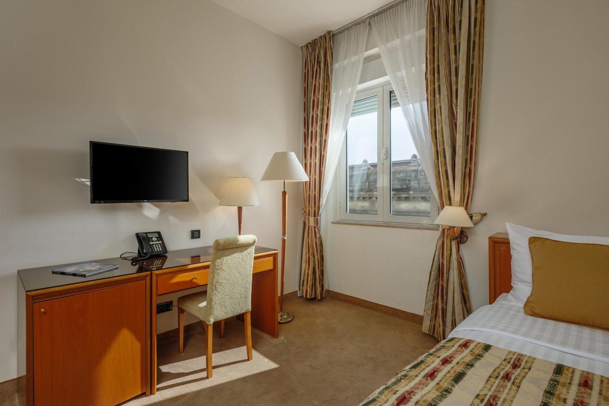 Grand Hotel Bonavia Ριέκα Δωμάτιο φωτογραφία
